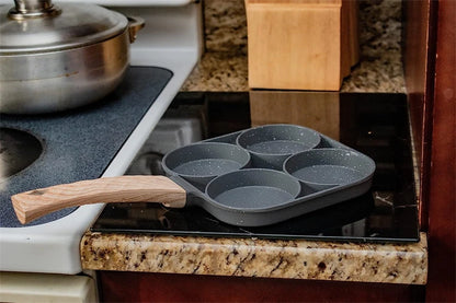 LMETJMA Pancake Egg Frying Pan 4 Cups Omelet Poached Egg Pan for Breakfast Divided Coating with Non Sticking Handle JT888