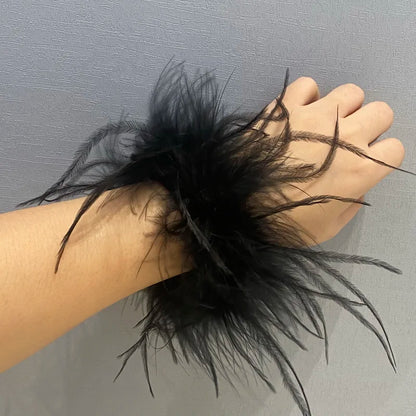 Real Ostrich feather cuff plumes bracelet for women white Cuffs pens Shirt with feathers girls fur cuffs ornament boa plume