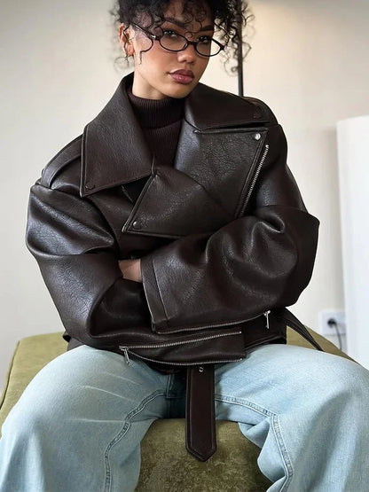 Retro Brown Lace Up Lapel Leather Jacket Women Fashion Zipper Pocket Full Sleeve Short Coat 2025 New Autumn High Street Outwears