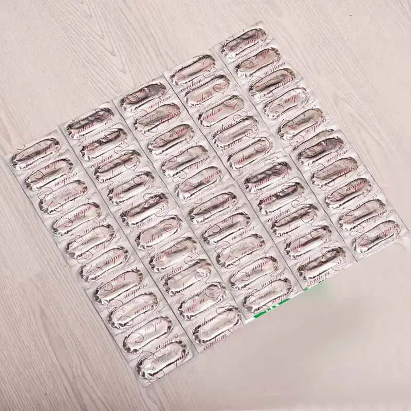 Condoms 50Pcs/Lots   for Men Smooth Penis Sleeve Thin Condom Adult Sex Products Safe Contraception Sex Toys