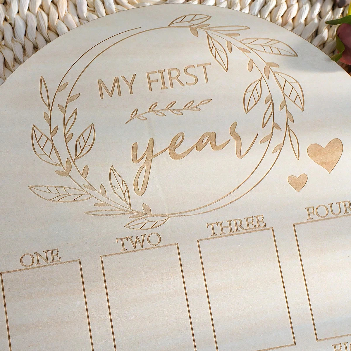 Ylsteed Newborn First Year Photo Frame Photography Props 12 Month Baby Growth Picture Record Milestone Board Baby Souvenirs gift