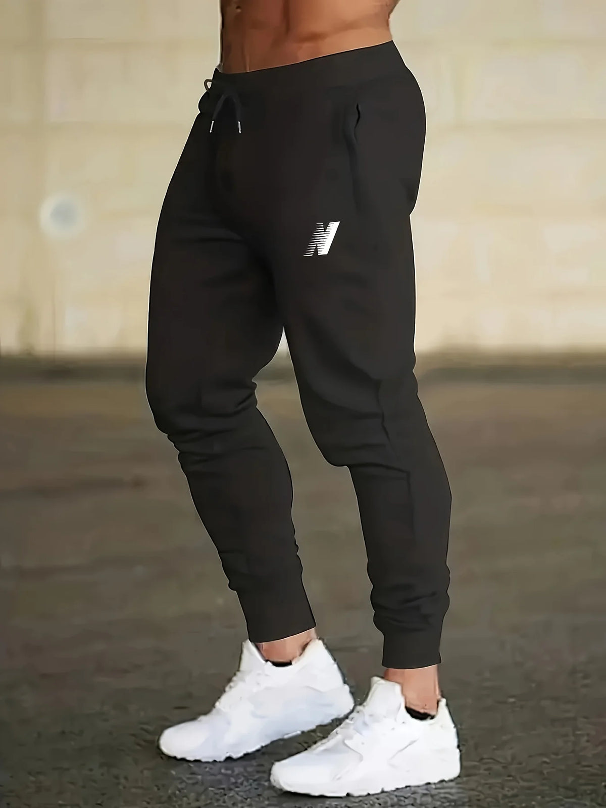 26Men's Casual Fitness Joggers Elastic Waist Lightweight Knit Fabric Comfortable Stretch Design Running Training Sports Pants