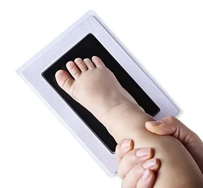 Safe Non-toxic Baby Footprints Handprint No Touch Skin Inkless Ink Pads Kits for 0-6 months Newborn Pet Dog Paw Prints Souvenir