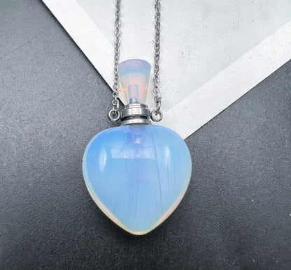 S17 Heart Crystal Pet Cremation Urn Necklace Keepsake Pendant Hold Pet Hair Ashes Memorials Jewelry For Dog Cat Remembrance Gift