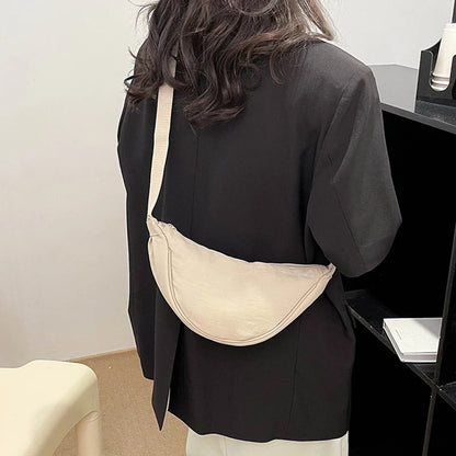 Nylon Hobos Chest Shoulder Dumpling Bag Large Capacity Travel Crossbody Half Moon Belt Messenger for Women Bags Wholesale