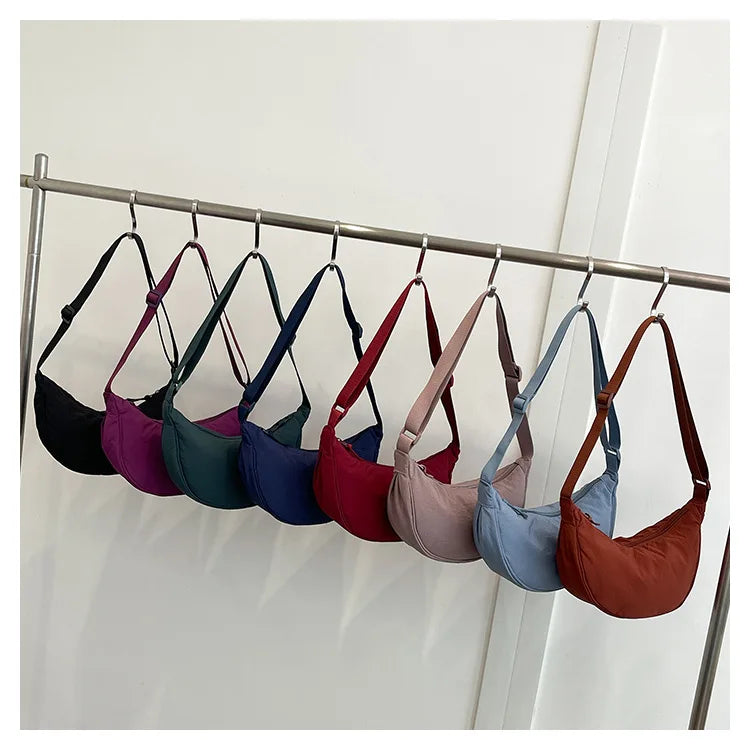Nylon fabric zipper crossbody bag for men and women, crescent-shaped dumpling bag under the armpits, large capacity