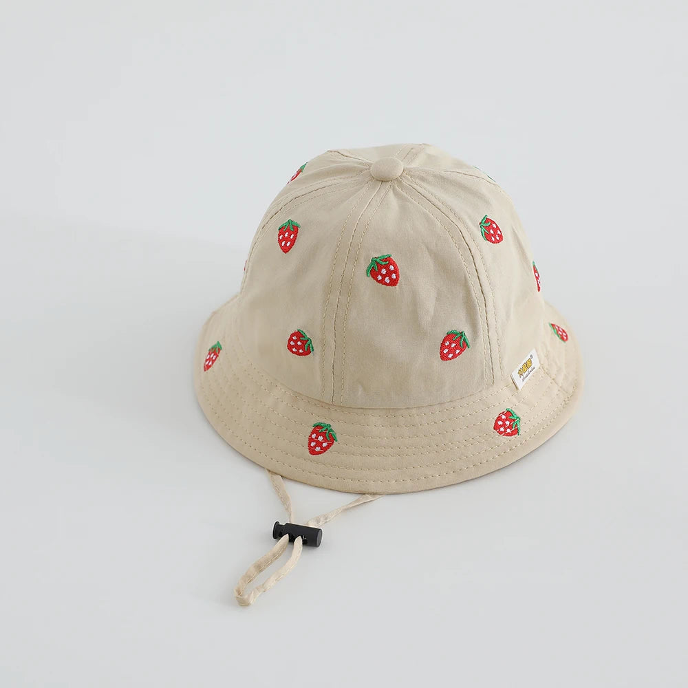 Boys Cute Sun Bucket Cap 48-50cm Spring Summer New Girl Fisherman Hat with Strawberry Embroidery Fashion Kids Toddler Outfit Cap
