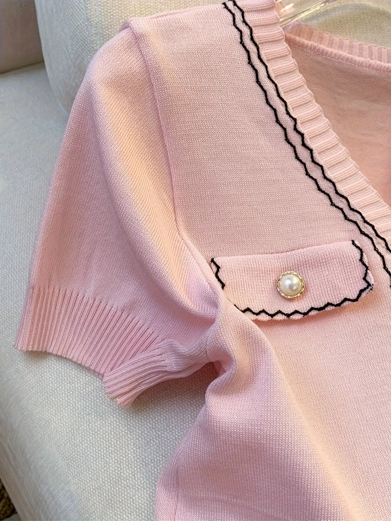 Women'S Casual Summer Top Pink Knit V-Neck with Button Details All-Season Style Casual Wear Vneck Top Knit Texture Crop Top