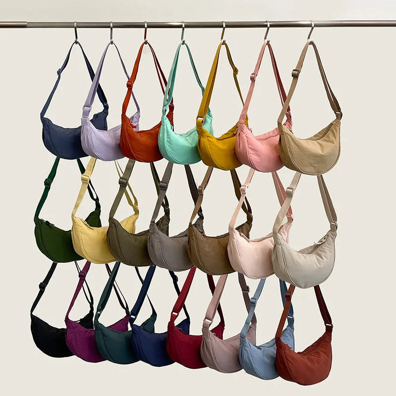 Nylon fabric zipper crossbody bag for men and women, crescent-shaped dumpling bag under the armpits, large capacity