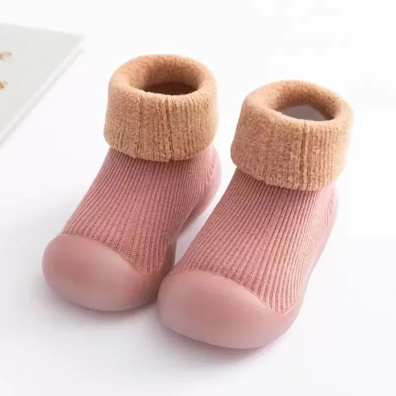 Baby Winter Booties Non-Slip Soft Sole Shoes with Cotton Socks Warm Fleece-Lined Infant First Walkers for Boys Girls 0-4T