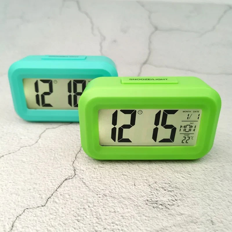 Led Digital Alarm Clock with Light Sensor, Luminous Display, Snooze, Mute, Calendar, Backlight, Always-On Desktop Table Clock