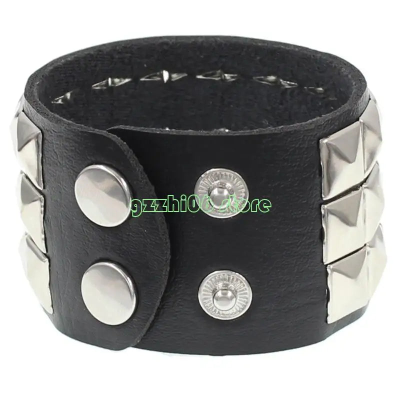 T5UF Stylish Punk Rock Bracelet Square Rivets Punk Wristband Trendy Gothic Jewelry Suitable for Individuality and Comfort