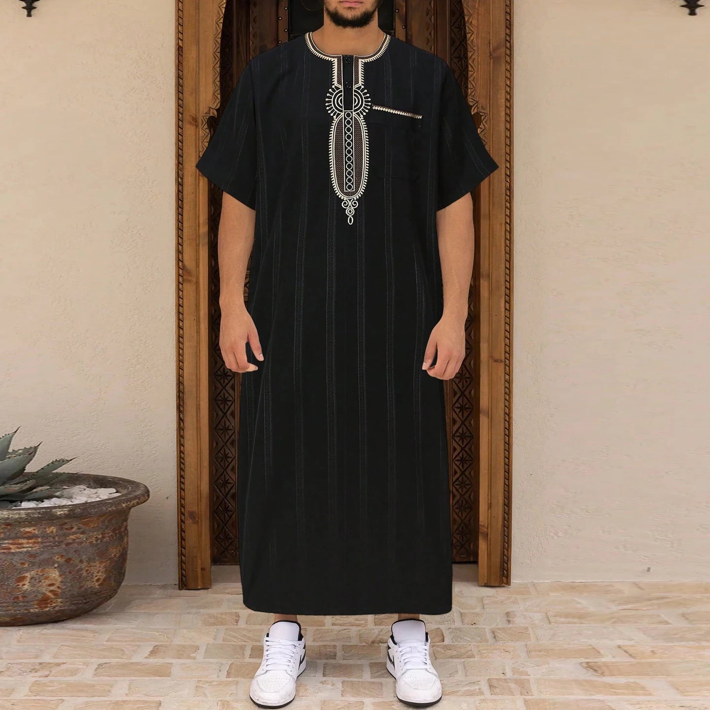 Men's Ethnic Pattern Embroidery Zipper Hooded Robe Traditional Long Sleeve Pocket Jubba Thobe for Daily Wear Man Islamic Thobe