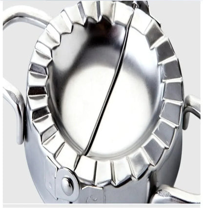 9.5/12.5/15.8cm Eco-Friendly Stainless Steel Dumplings Tool Dumpling Mold Household Manual Press Kitchen Baking Accessories