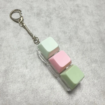Keys Button Keycap Fidget Keychain Finger Keyboard Caps Toy Decompression Keychain Stress Relief Gadget Pass The Time for Adult