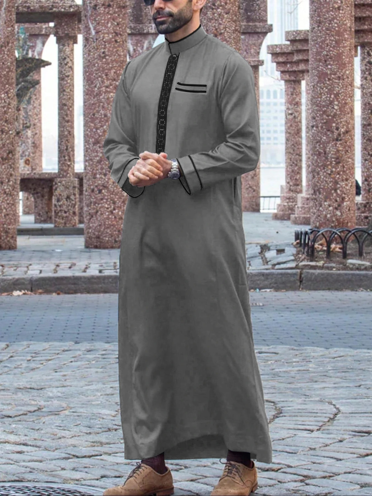 Men's Ethnic Pattern Embroidery Zipper Hooded Robe Traditional Long Sleeve Pocket Jubba Thobe for Daily Wear Man Islamic Thobe
