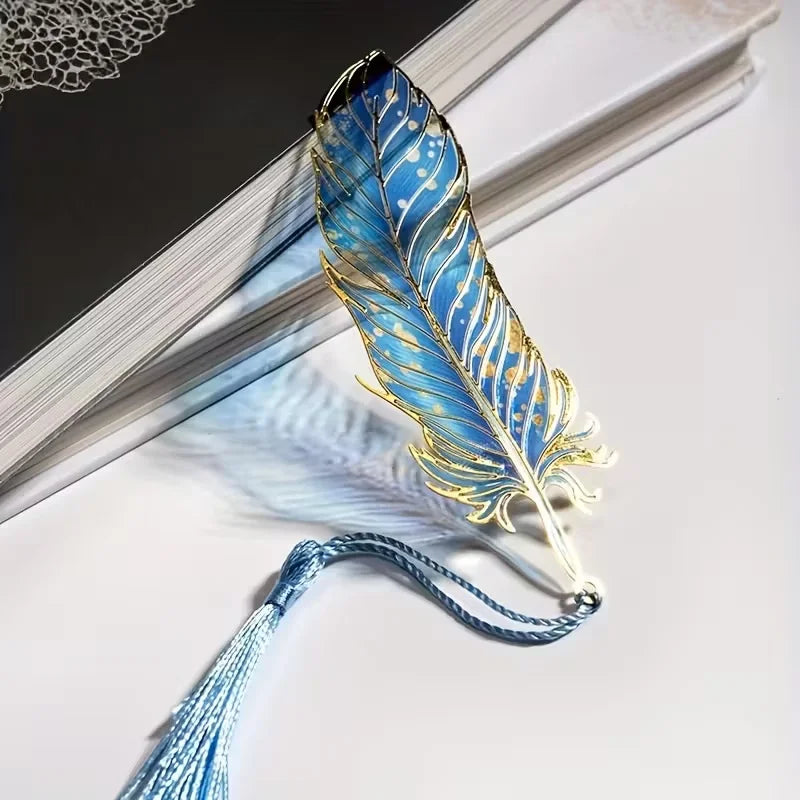 Chinese Style Metal Bookmark with Translucent Peacock Feather & Tassel - Vibrant Colors, Ideal Gift for Teachers/Students