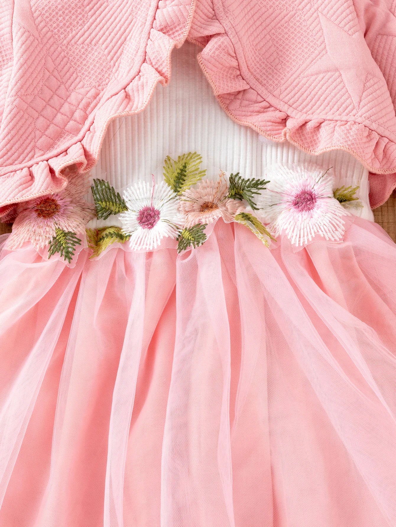 Autumn new waist flower suspender mesh dress+lace long sleeved jacket