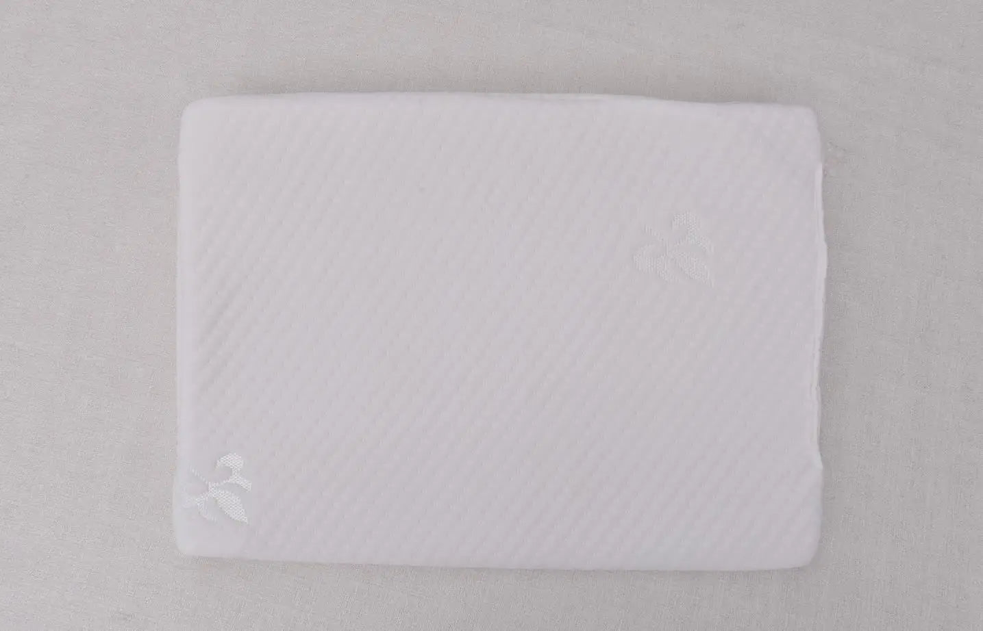 Baby Kawaii Anti Spitting Milk Slope Cushion Pillow Newborn Memory Pillow Lightweight, Breathable Non slip Baby Pillow
