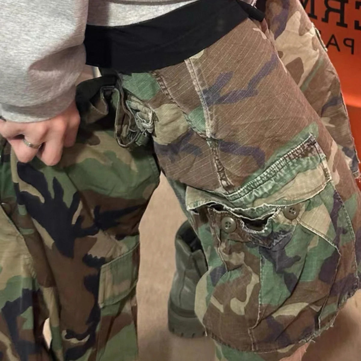M65 Silhouette Camouflage Cargo Cropped Shorts for Men Wide Leg Patchwork Baggy Summer Shorts Oversized Loose Over Knee Pants