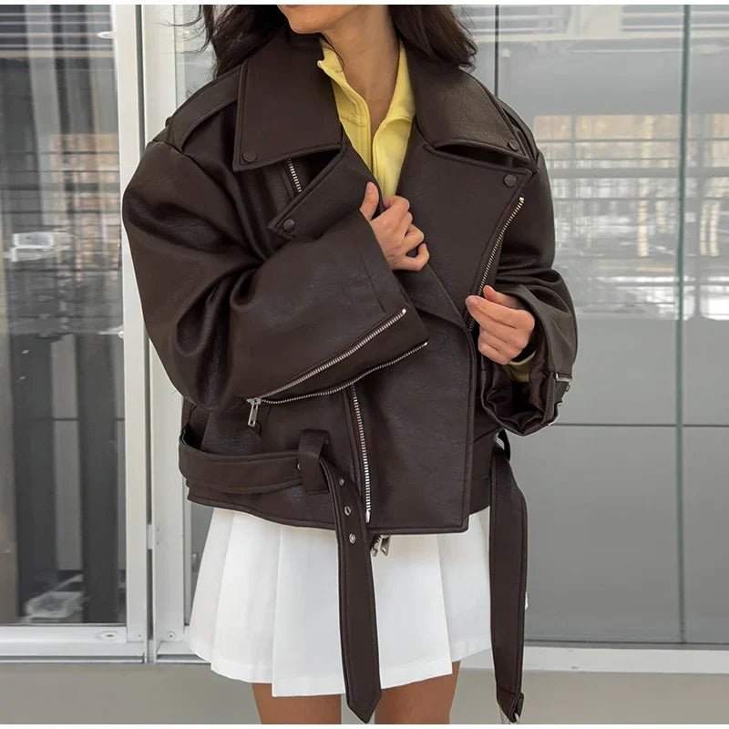 Retro Brown Lace Up Lapel Leather Jacket Women Fashion Zipper Pocket Full Sleeve Short Coat 2025 New Autumn High Street Outwears