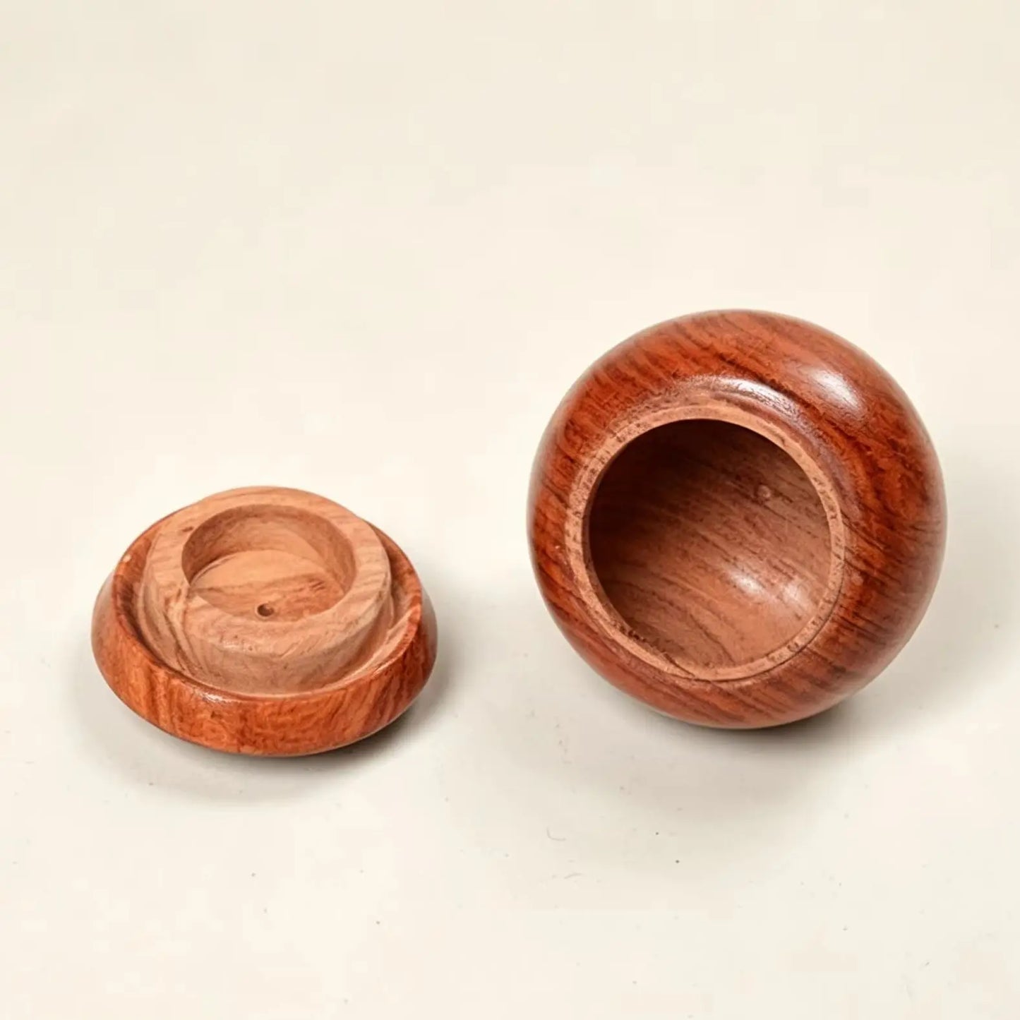 G4 Handmade Solid Wood Pet Urn Box Keepsake with Secure Seal Natural Memorial Storage for Dog Cat Ashes Hair Gift for Pet Lovers