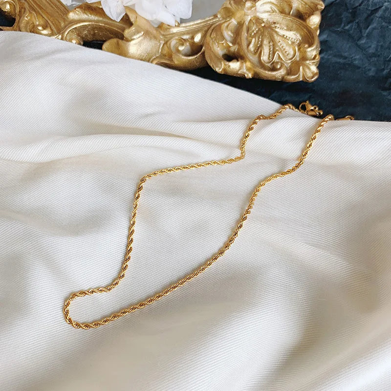 Custom Color Photo Projection Necklace Stainless Steel Rope Chain Valentine's Day Mother's Day Exquisite Fashion Gift for Women