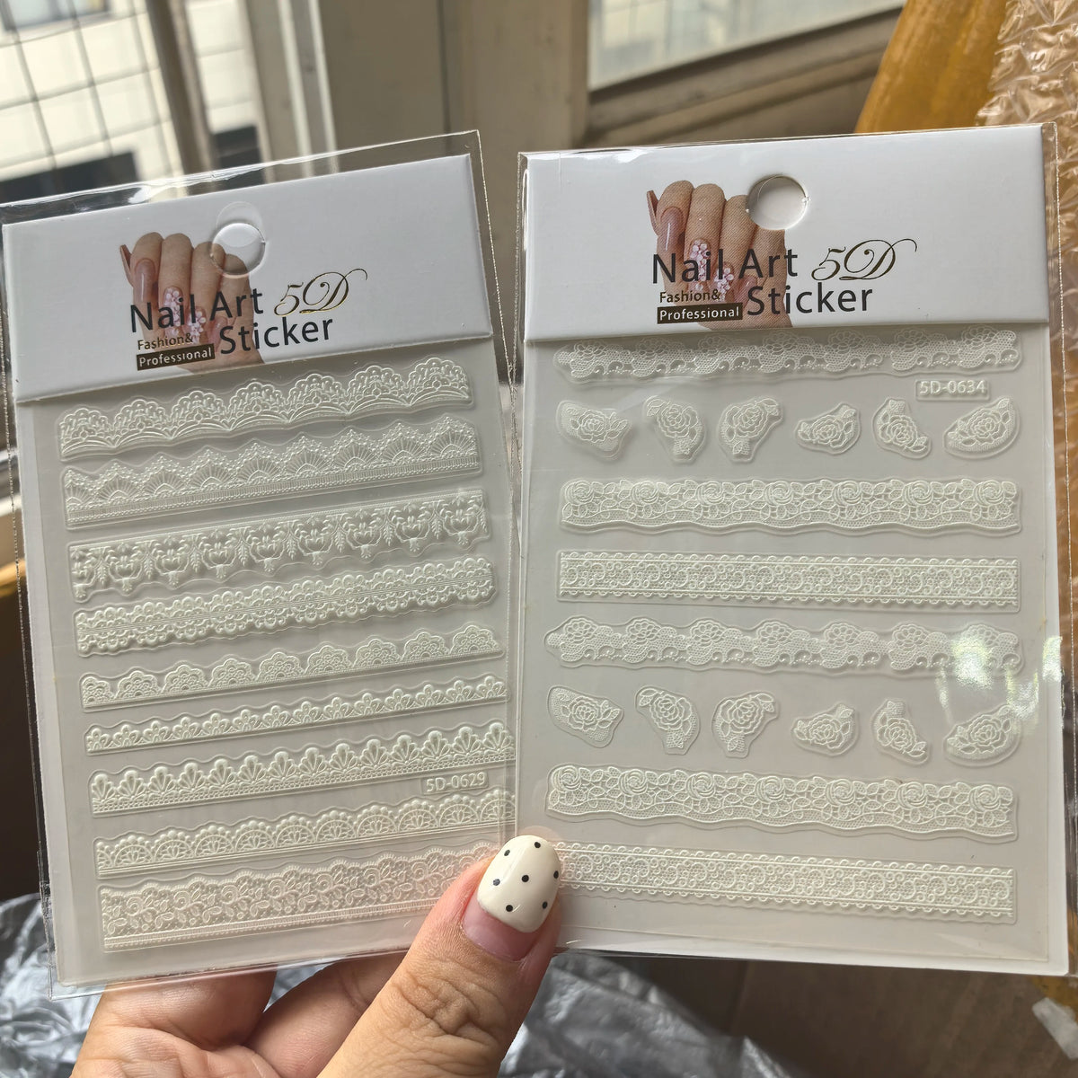 2pcs Y2K White Lace 5D Nail Art Stickers White Embossed Flowers Petals Elegant French Decals Wedding Nails Manicure Decorations*