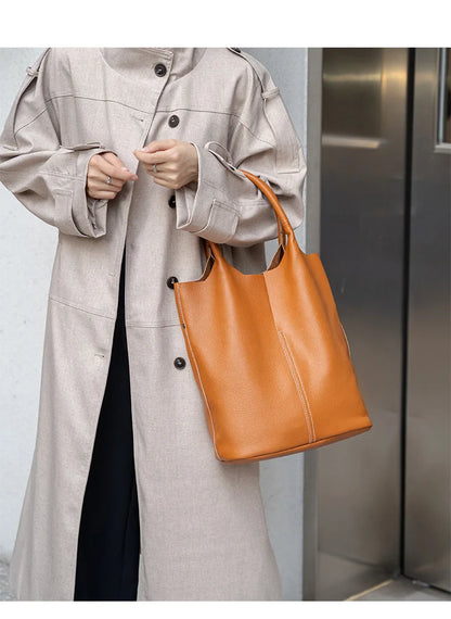 Genuine Grade Leather Women Commuter Tote Bag Ladies Soft Cowhide Tote Shoulder Handbag Large Female Bucket Bag Luxury Designer
