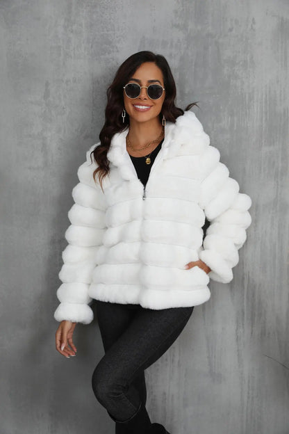 2026 Faux Fur Women Coats Hooded Full Sleeve Short Coat Zipper Thick Warm Solid Temperament Elegant Splice Autumn Winter