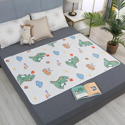 HOMEFISH Washable Mattress Urine Mat for Baby Toddlers Cute Cartoon Bed Protector Diaper Bedding Urine Pads Cloth Breathable