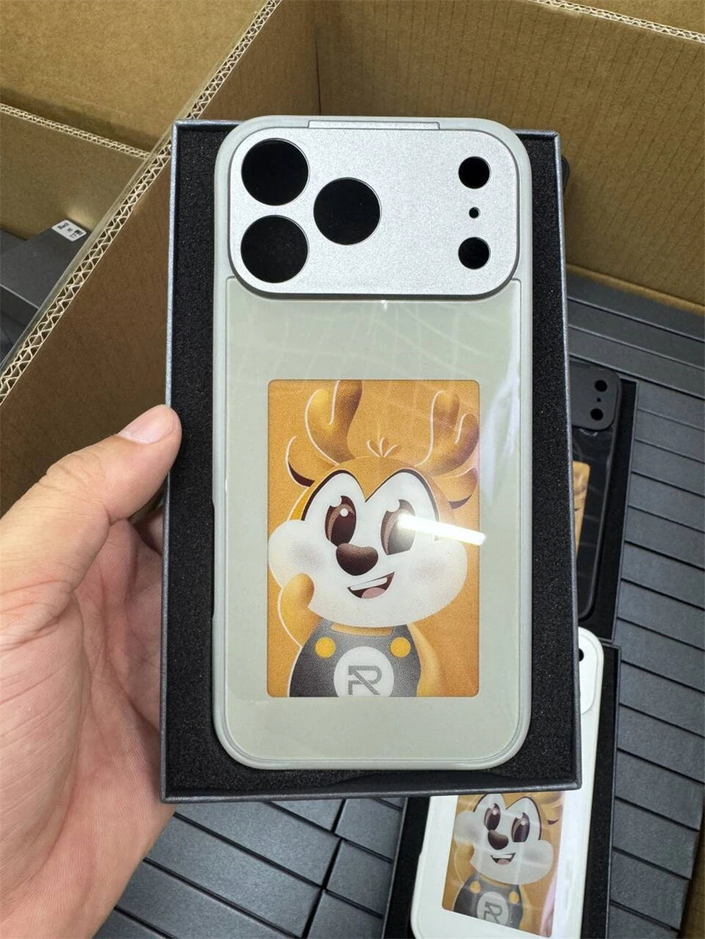NFC Function AI Phone Cases For iPhone 17 16 15 14 13 Pro Max Plus Coque NFC DIY Luxury E ink Screen Display Custom Phone Case