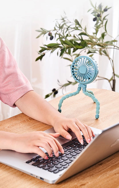Mini Clip On Fan for Car Seat Crib Baby Stroller Fan Handheld Rechargeable USB Fan Small Cooling Fans Baby Stroller Accessories