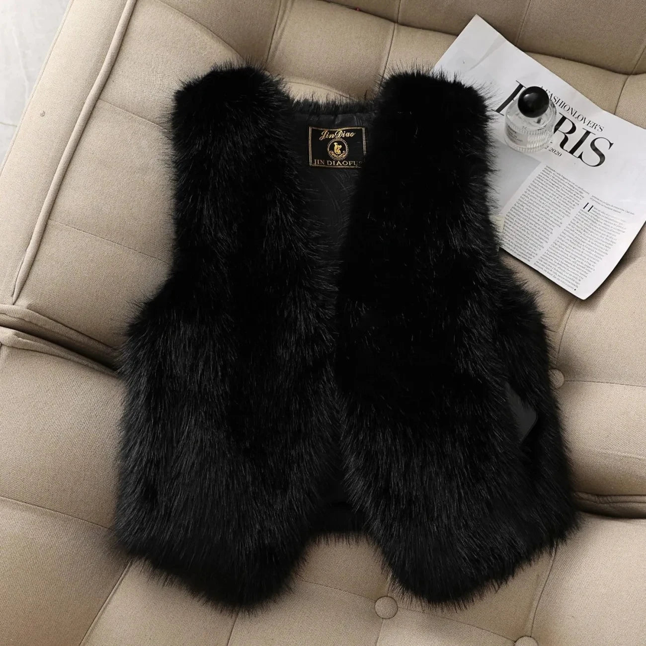 Autumn winter Imitation Fox fur vest Jacket For women Fashion Thick V-neck sleeveless Coat Female Short Faux Fur Waistcoat Tops