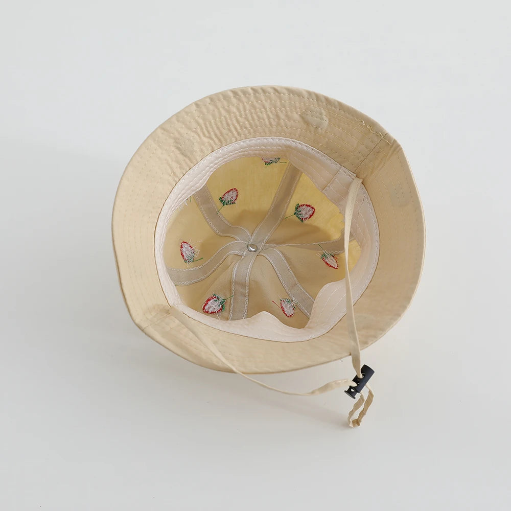 Boys Cute Sun Bucket Cap 48-50cm Spring Summer New Girl Fisherman Hat with Strawberry Embroidery Fashion Kids Toddler Outfit Cap