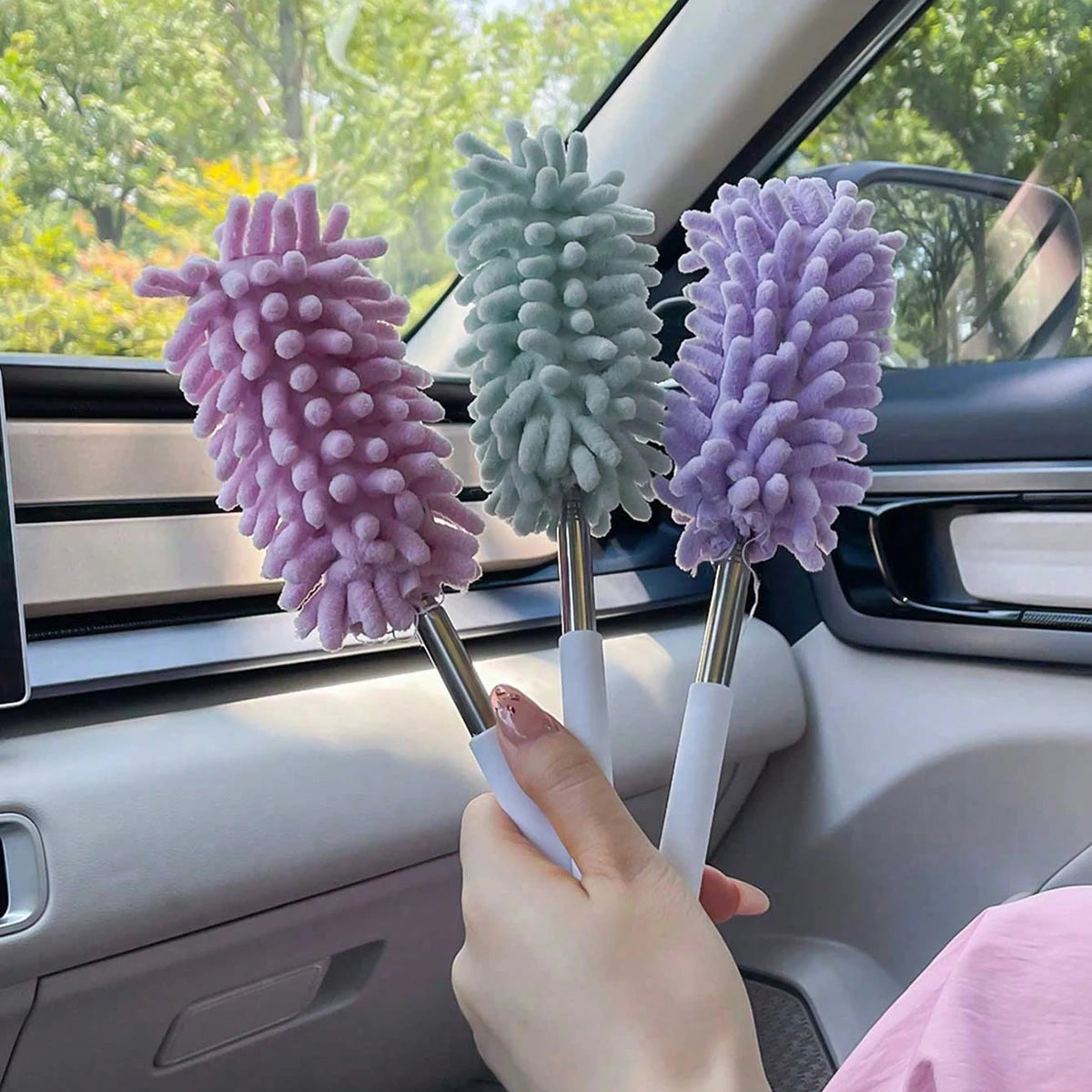 1-Piece Washable Mini Telescopic Duster with Extendable Handle, Lint-Free, Multi-Functional and Efficient Cleaning Tool with Flexible Head - Suitable for Narrow Spaces in Homes and Cars