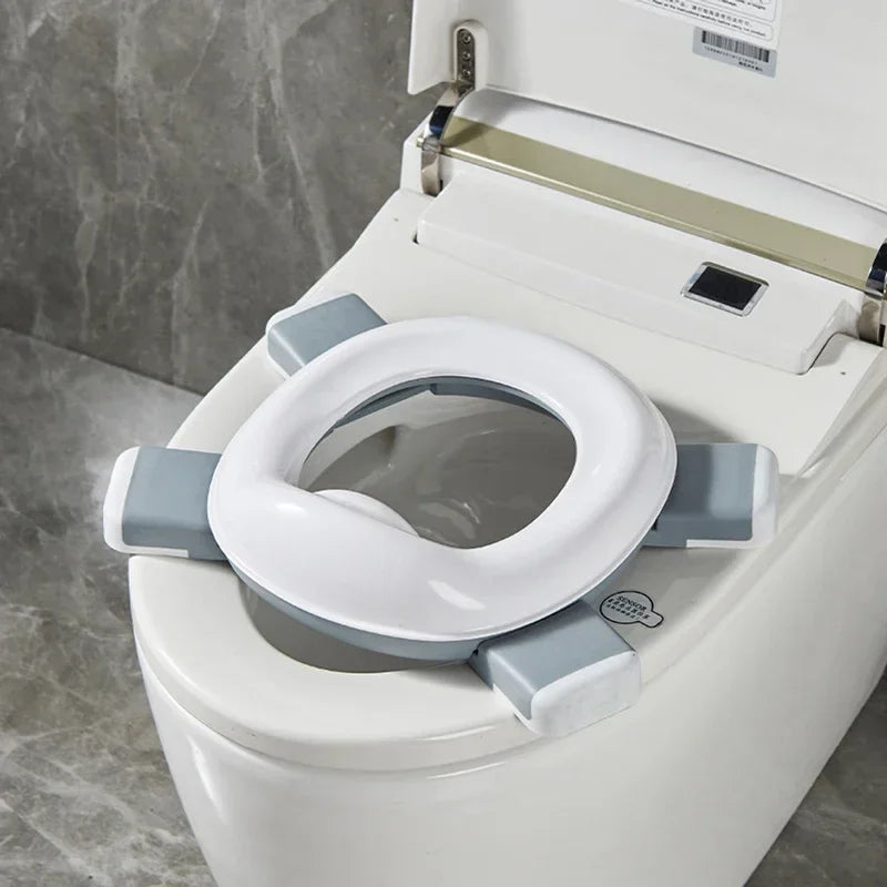 New 3-in-1 Travel Potty Portable Kids Potty Folding Safe Silicone Baby Potty Training Seat  Family Outdoor Kids Toilet Seat