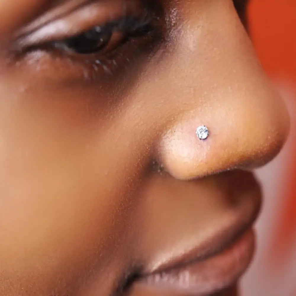 Disposable Nose Piercing Gun Kit with Built-in White Diamond Stud Personal Nose Body Piercing Tool Nose Ring Piercer