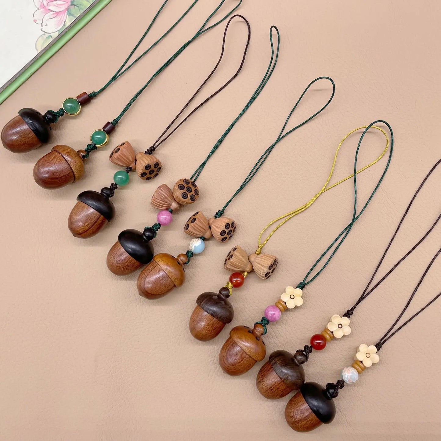 S12 Small Acorn Urn Pendant Necklace Portable Pet Ashes Keepsake for Dog Cat Memorial，Warmth Keeps Love Alive Forever.