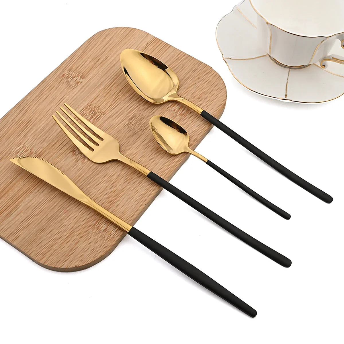 24pcs Christmas Dinnerware Set Stainless Steel Cutlery Set Gold Western Tableware Fork Knife Spoon Flatware Set Silverware Set