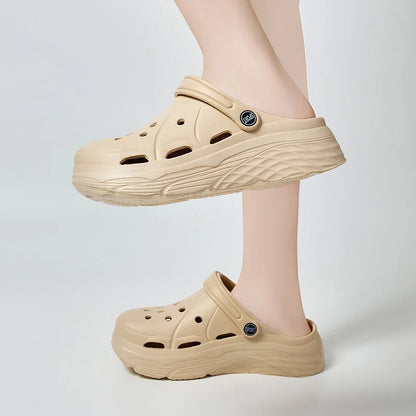 Women's Fashion Platform Sandals Summer 2025 Thick Sole Soft Eva Clogs Garden Shoes for Women Hollow Out Non Slip Beach Sandals