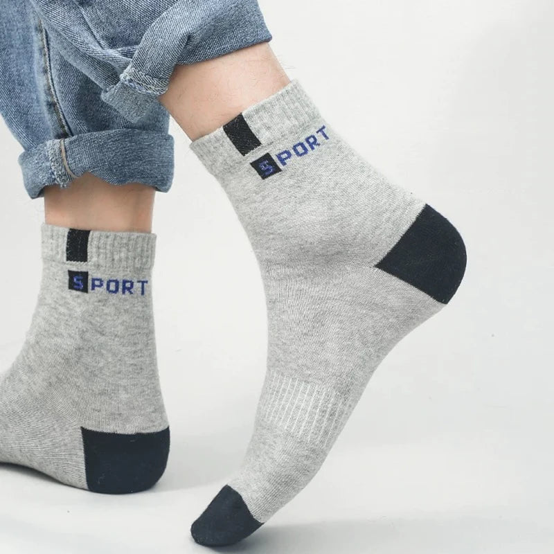5 Pairs Cotton Sock for Men Sport Breathable Soft Letter Fashion Sneakers High Elastic Middle Tube Stocking Towel Sox Summer
