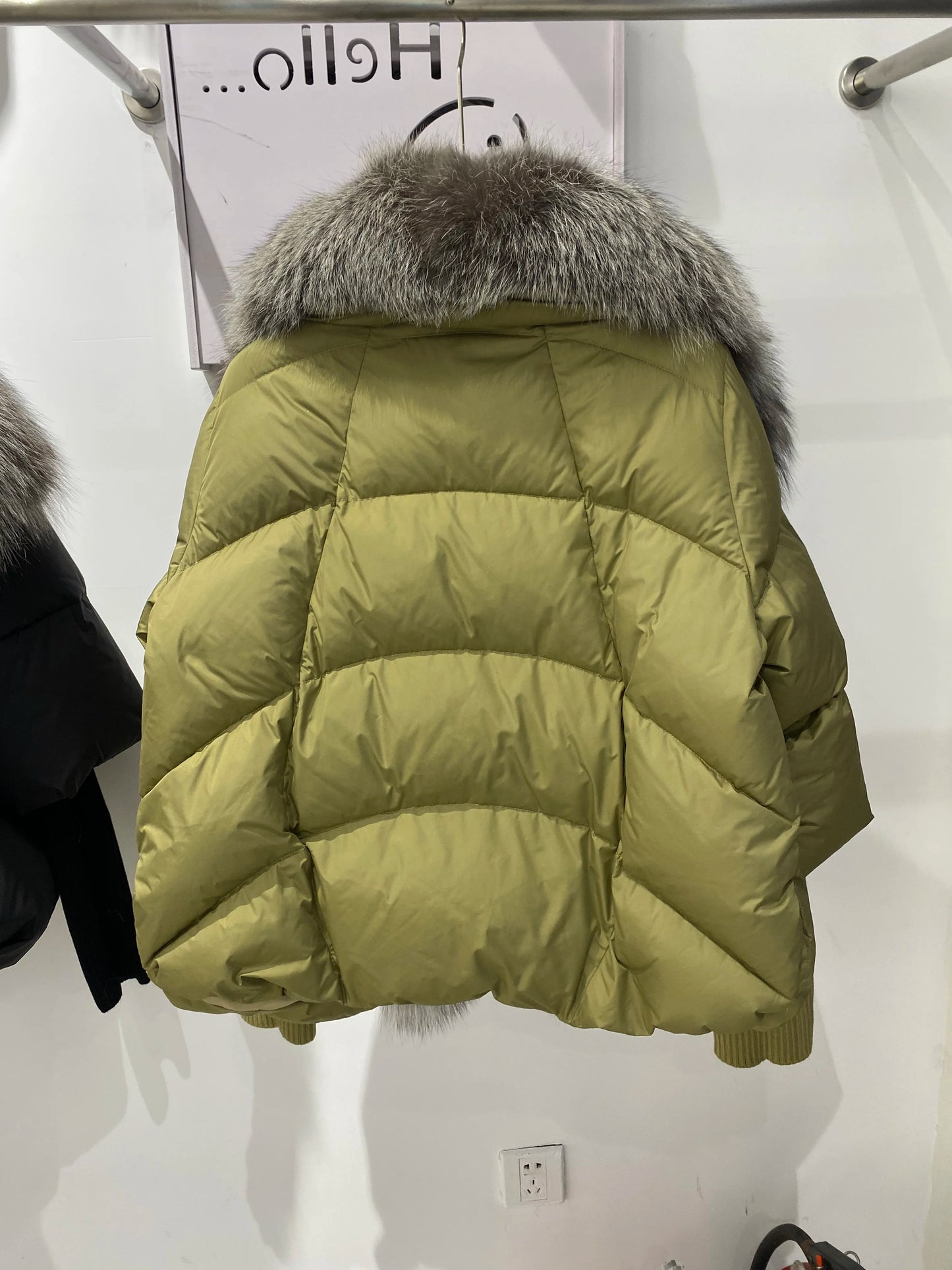 2024 Winter Women Warm Coat Oversized Real Fox Fur Collar Thick Luxury Outerwear New Fashion 90% Goose Down Jacket