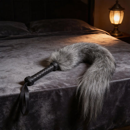 BDSM Faux Fox Tail Whip with Handle, Cosplay Tail Flogger, Bondage Paddle, Pet Play Roleplay, Fetish Costume Accessory, SM Adult