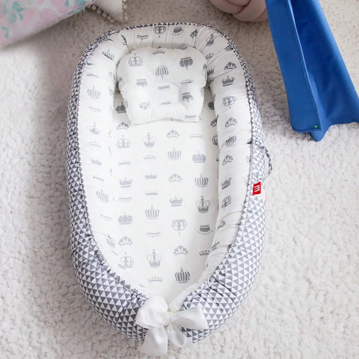 Baby Nest for Co Sleeping Newborn Baby Lounger Cotton Breathable Adjustable Baby Crib In Bed Portable