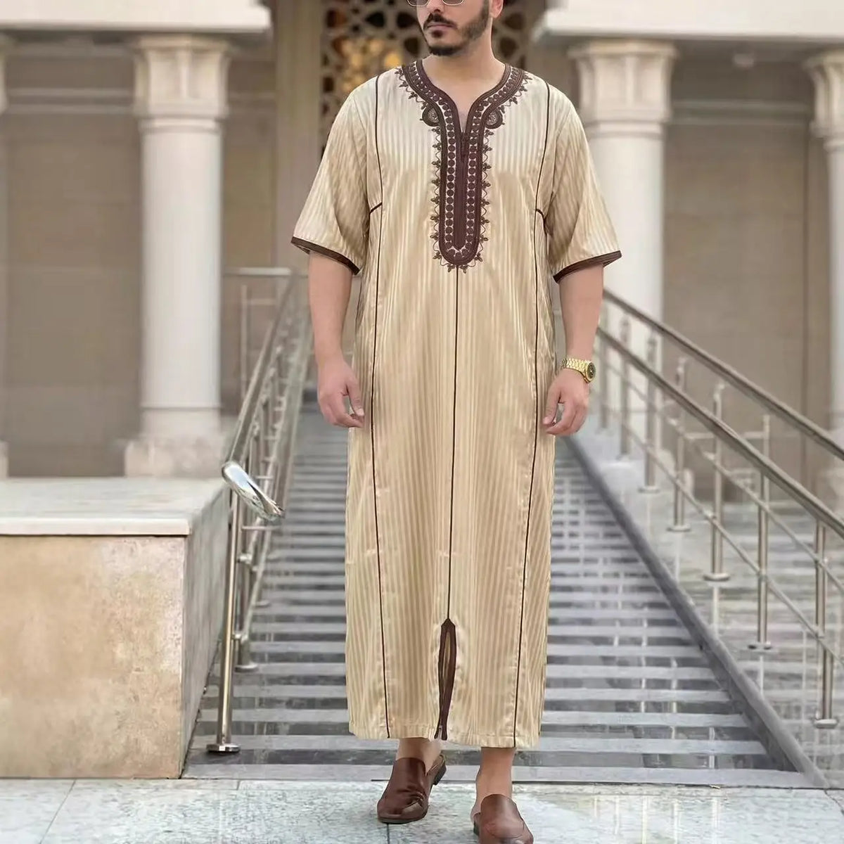 Muslim Men's Morocco Gandoura Thobe Loose Short Sleeves Gorgeous Embroidery Comfortable Islamic Men's Traditional Clothing Party