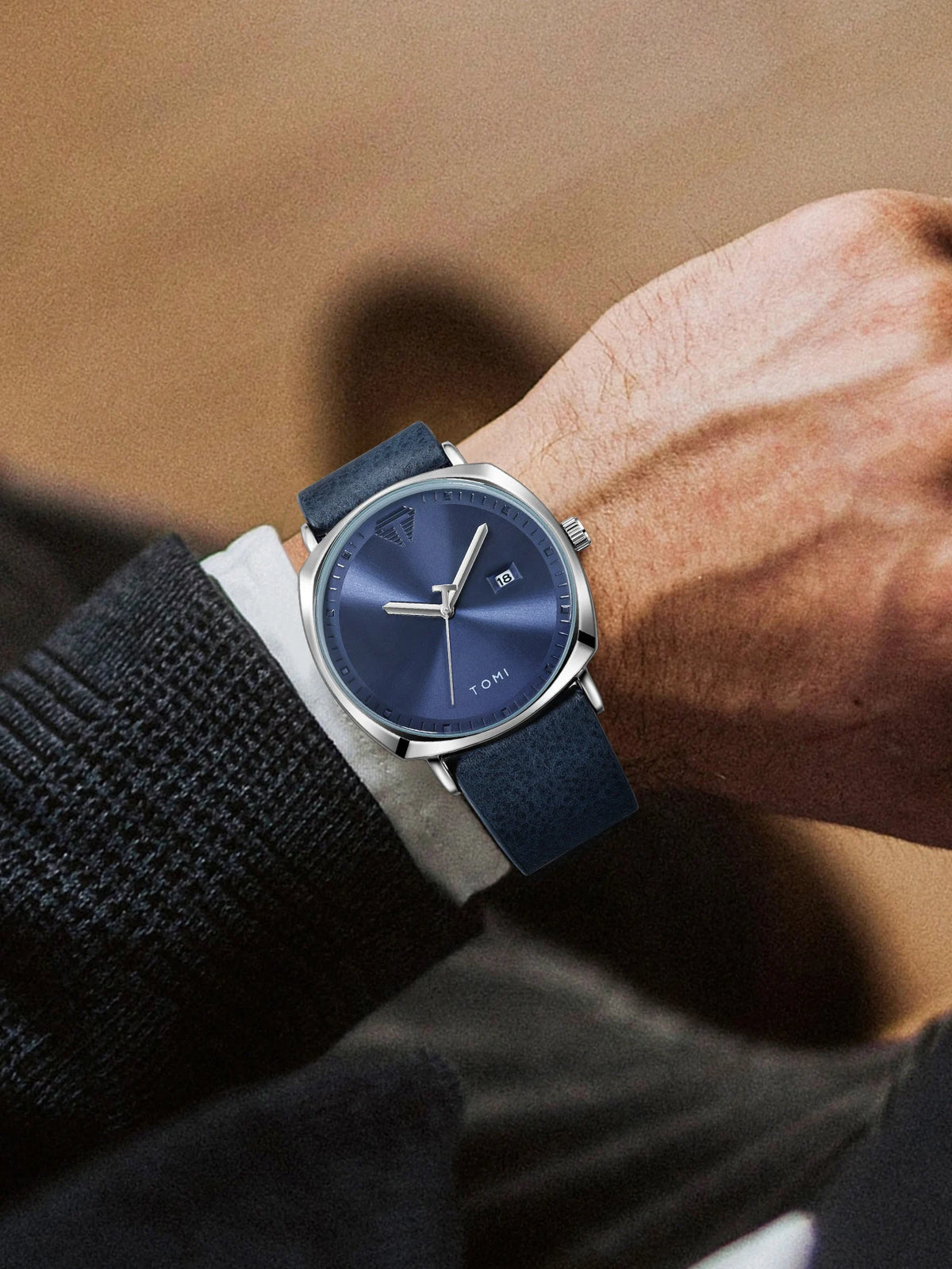 TOMI New 2PCS Luxury Business Men Watch Gift Box Set Simple and Casual Men Calendar Quartz Watch Pen Reloj Men Holiday Gift