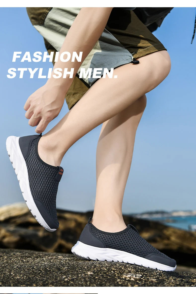 Men's and Women's Casual Breathable Walking Couple Shoes, Outdoor Soft, Lightweight, Fashionable Sports Shoes 2024 New Model