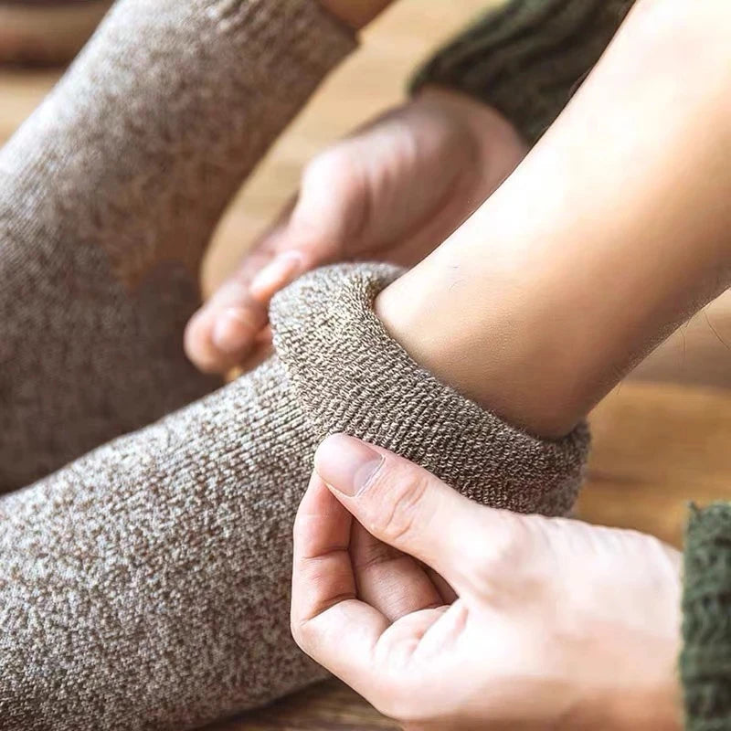 5 Pairs Winter Warm Men’s Socks Thick Male Women Socks Super Thicker Solid Socks Winter Socks Against Cold Snow Terry Socks