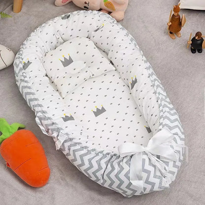 85x50cm Baby Nest Baby Crib Infant Cradle Cotton Cot Newborn Nursery Bassinet with Pillow Infant Toddler Lounger